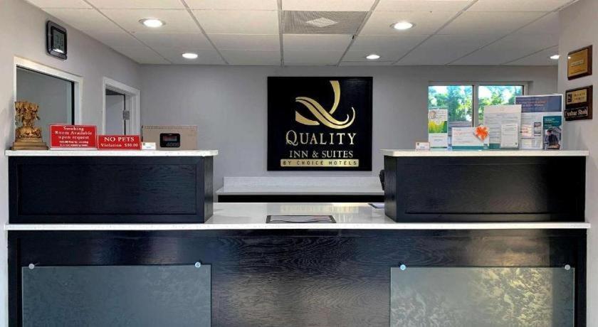 Quality Inn & Suites Near Panama City Beach Eksteriør bilde